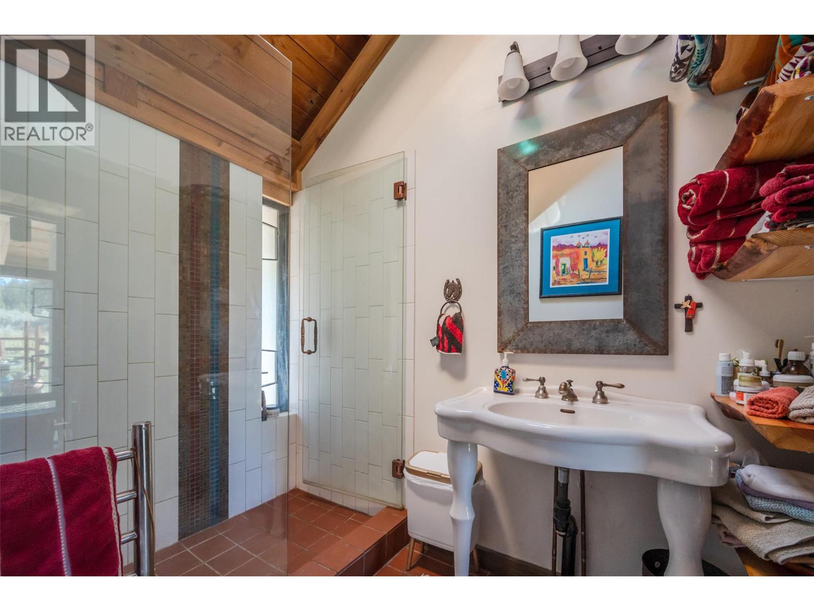 156 Porcupine Place, Oliver