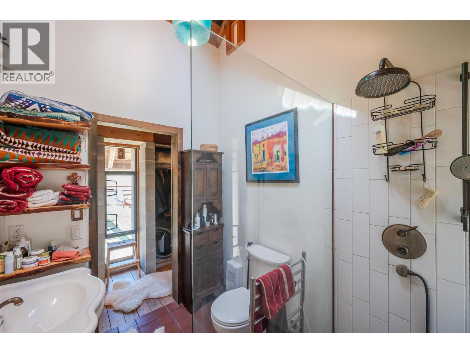 156 Porcupine Place, Oliver