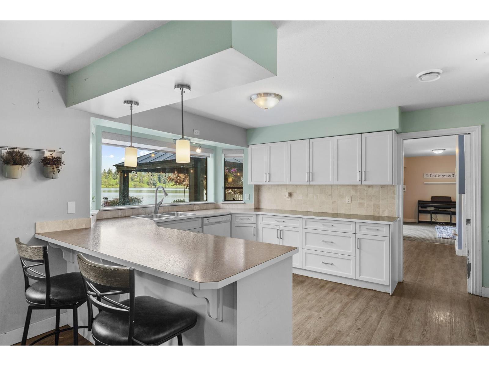 9233 HAYWARD STREET, Mission