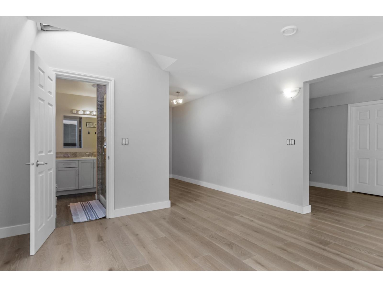 9233 HAYWARD STREET, Mission