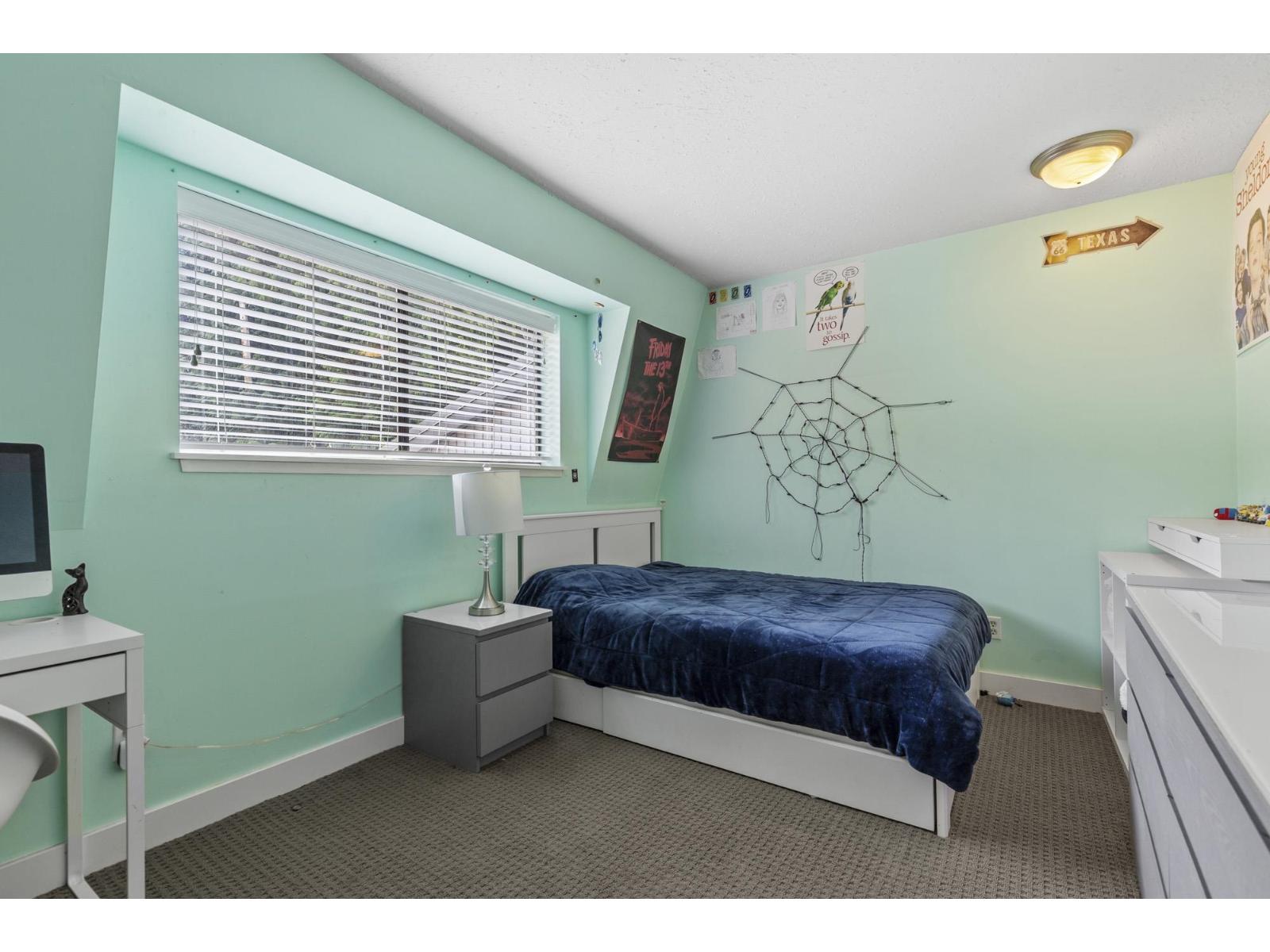 9233 HAYWARD STREET, Mission