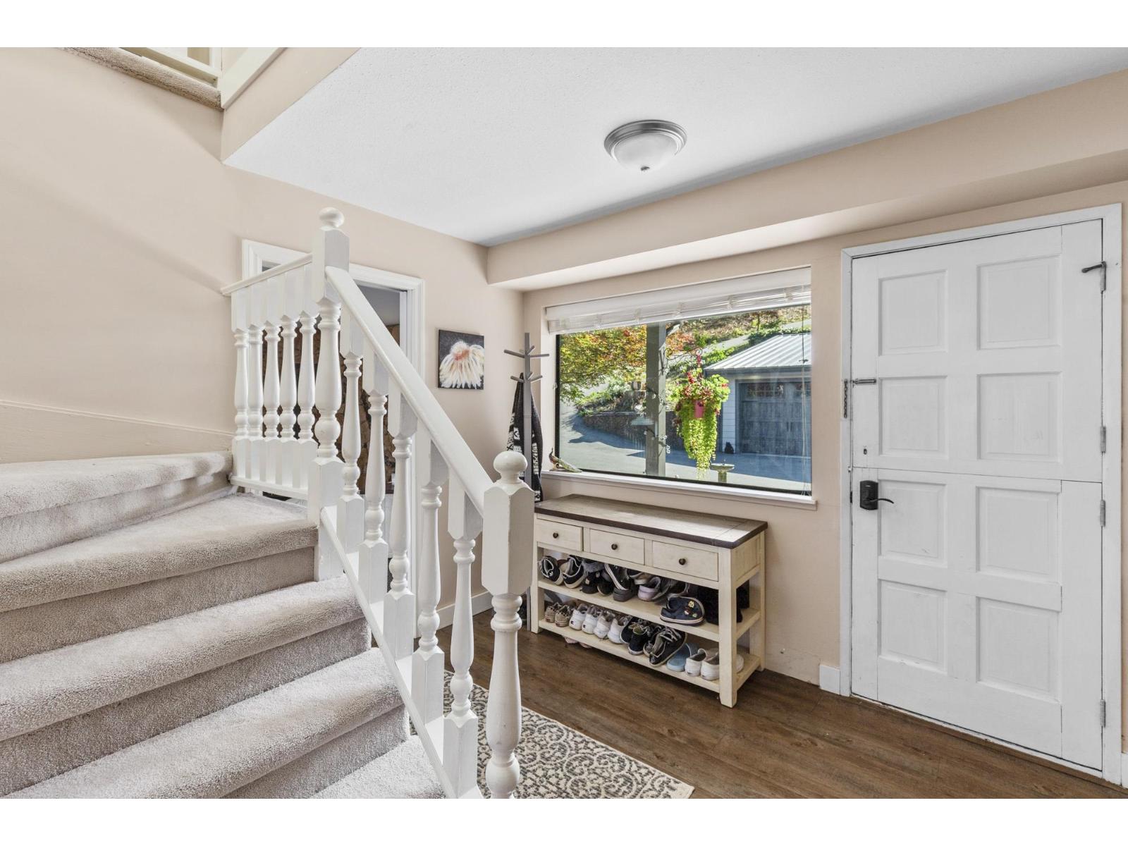 9233 HAYWARD STREET, Mission