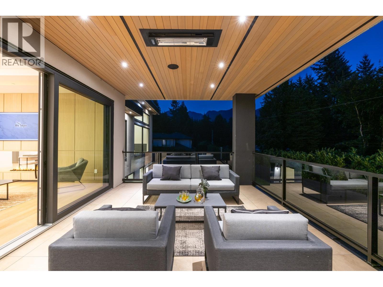 Photo 27 of 620 Kenwood Road, West Vancouver BC
