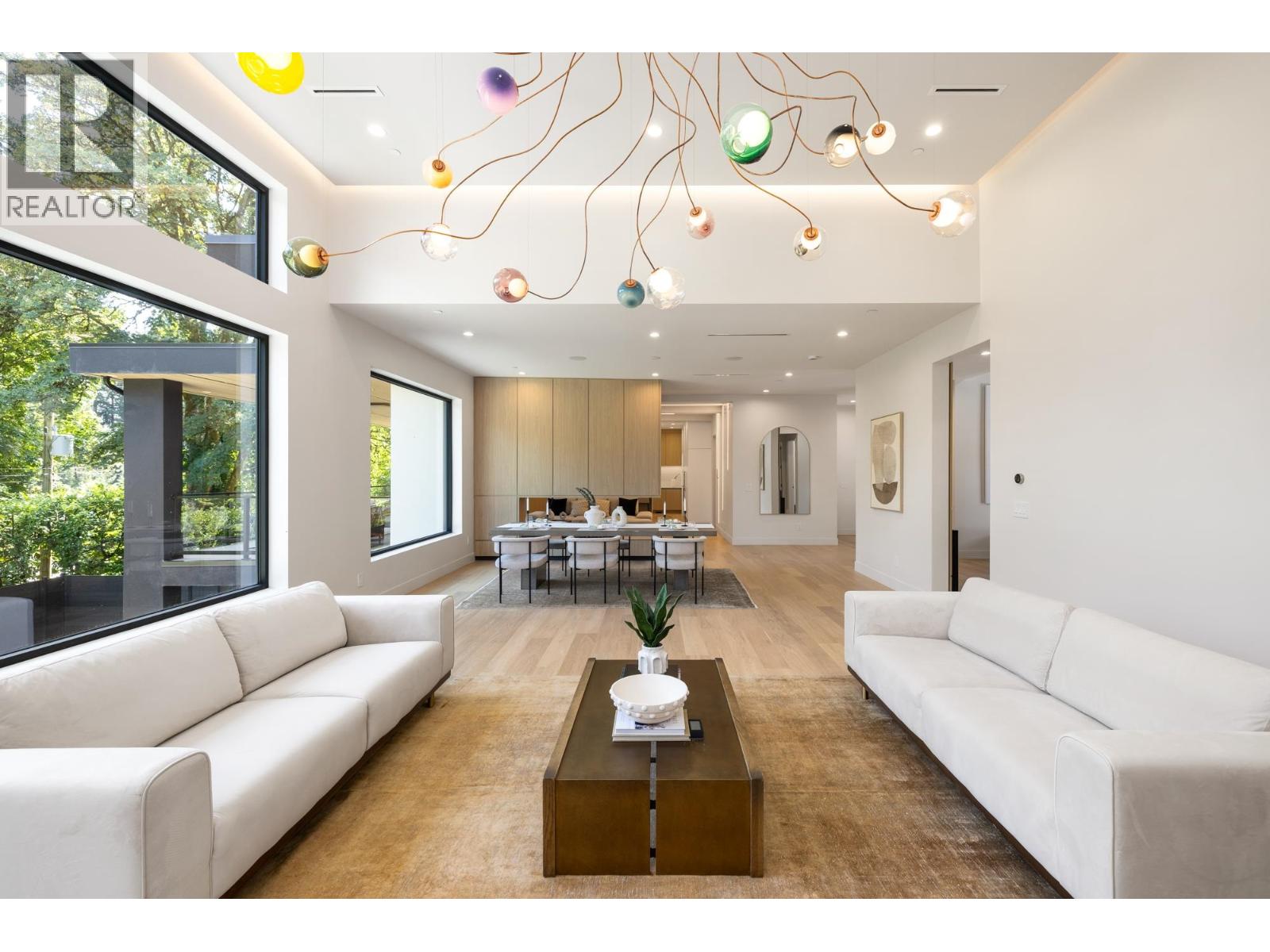 Photo 5 of 620 Kenwood Road, West Vancouver BC