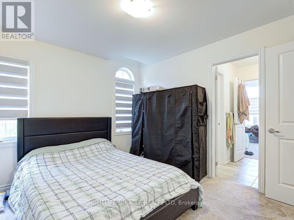 Photo 26 of 8 Jenwood Crescent, Brampton ON