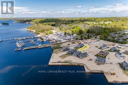Photo 2 of 34 Magazine Street, Penetanguishene ON
