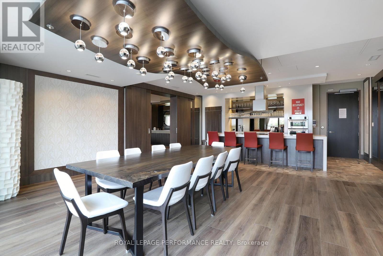 Photo 20 of 907 1035 Bank Street, Ottawa ON