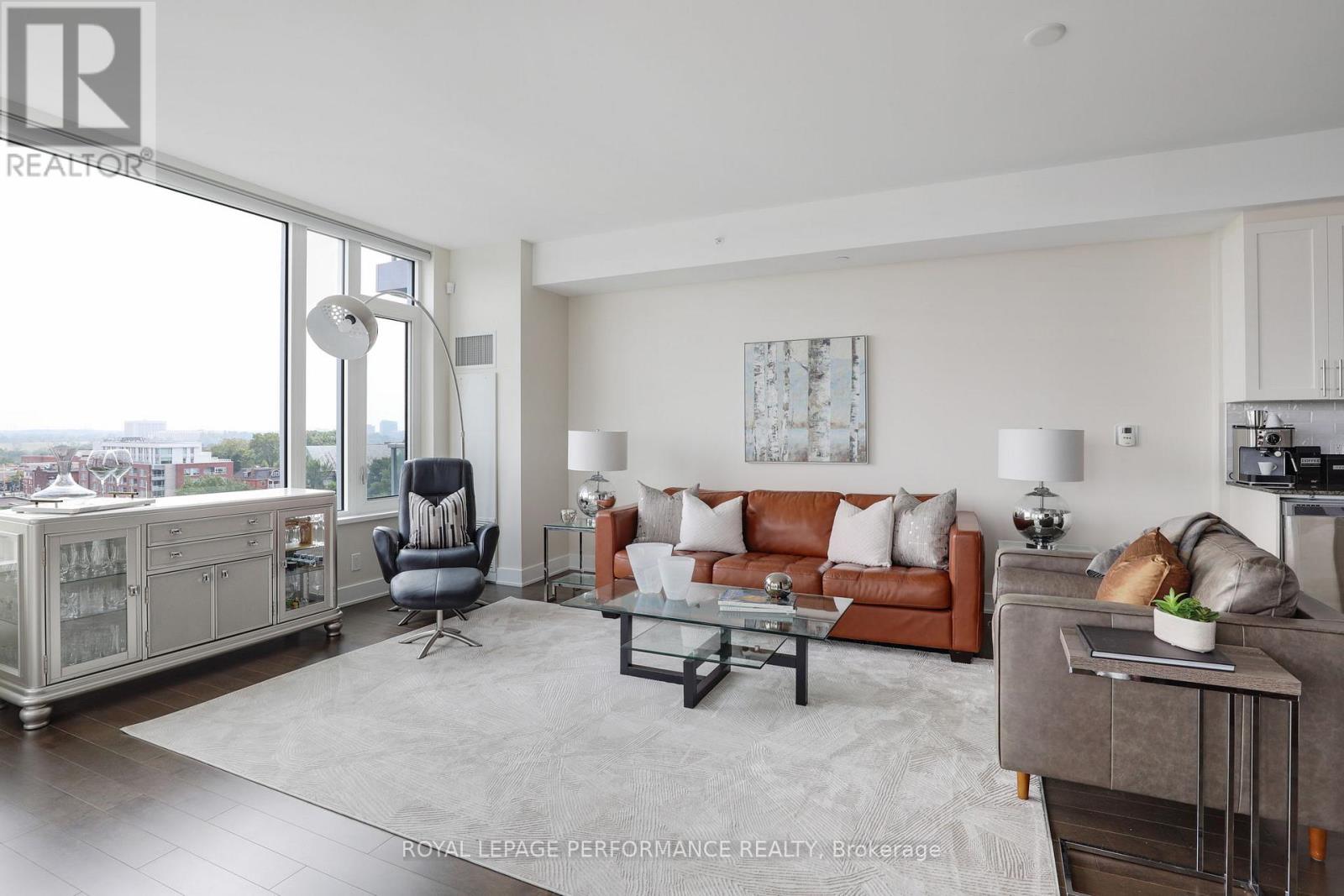 Photo 10 of 907 1035 Bank Street, Ottawa ON