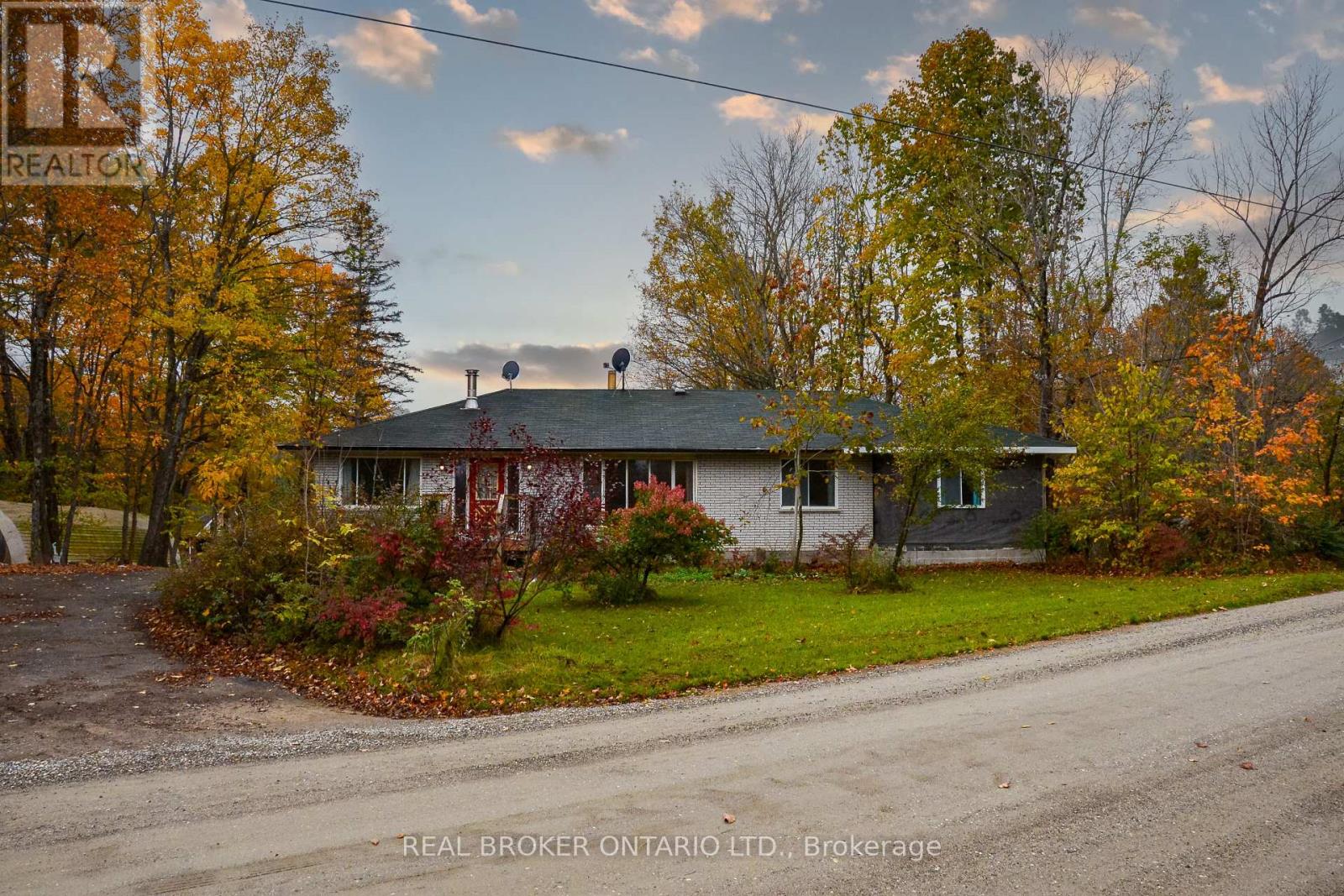 Photo 18 of 1361 Zealand Road, Frontenac ON