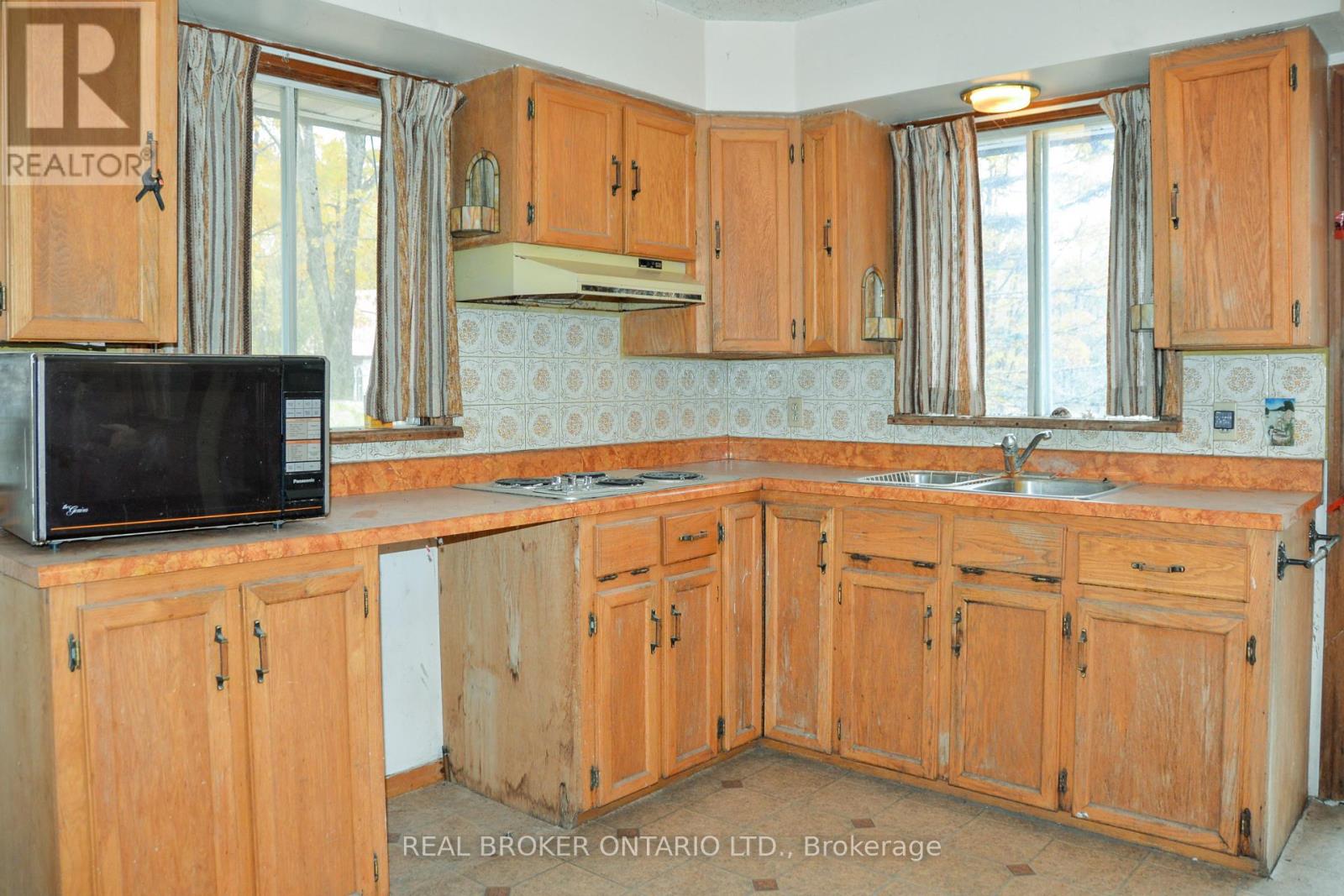 Photo 27 of 1361 Zealand Road, Frontenac ON