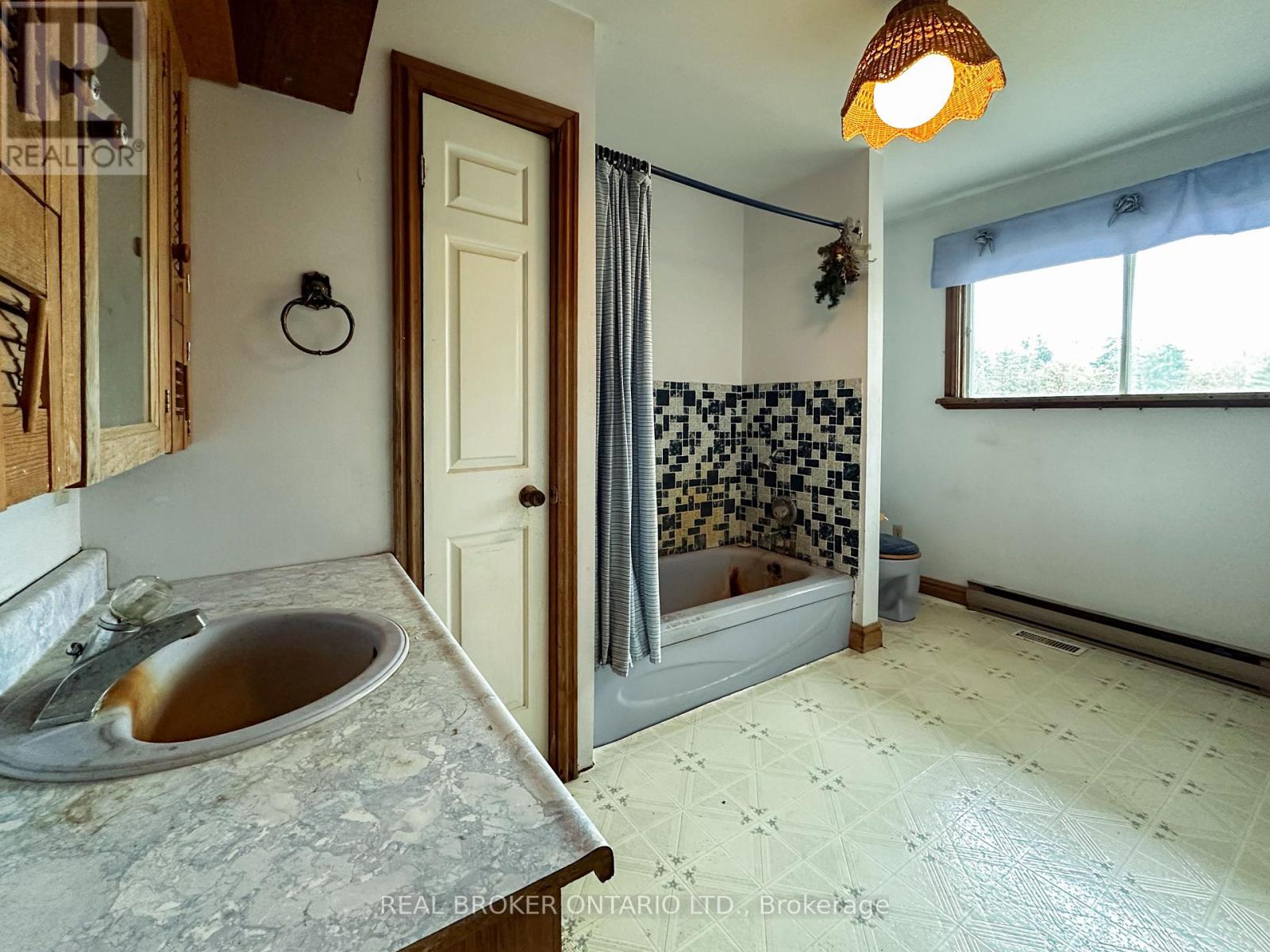 Photo 2 of 1361 Zealand Road, Frontenac ON