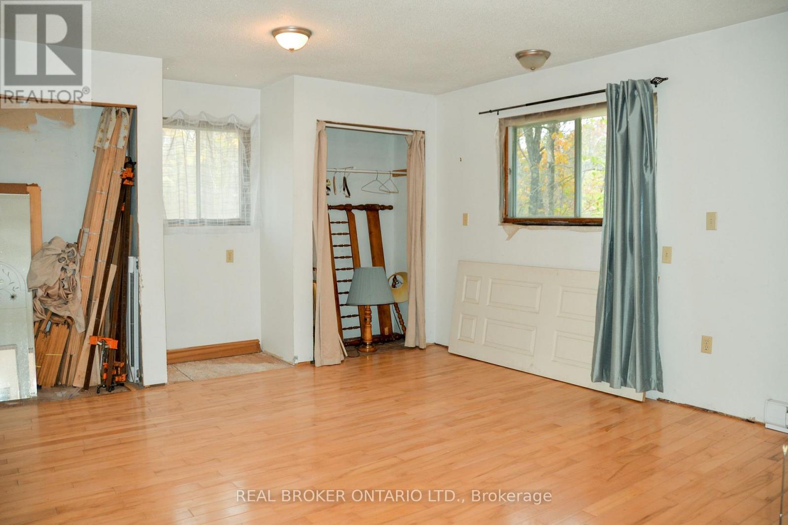 Photo 4 of 1361 Zealand Road, Frontenac ON