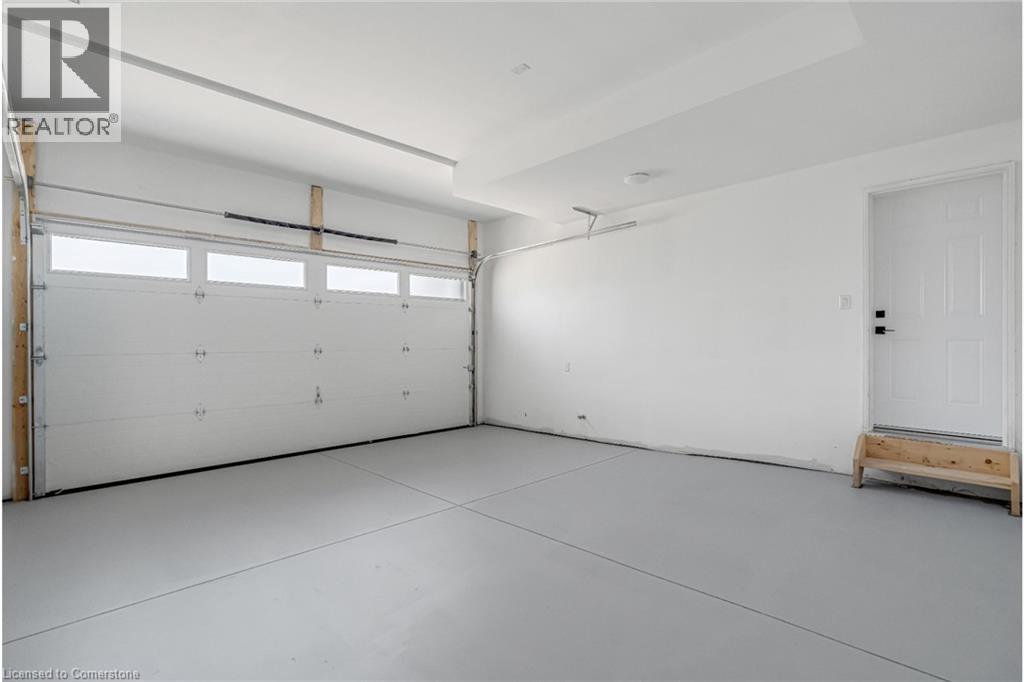 Photo 23 of 2154 Walkers Line Unit 5, Burlington ON