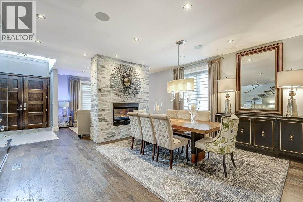 Photo 9 of 489 Willis Drive, Oakville ON