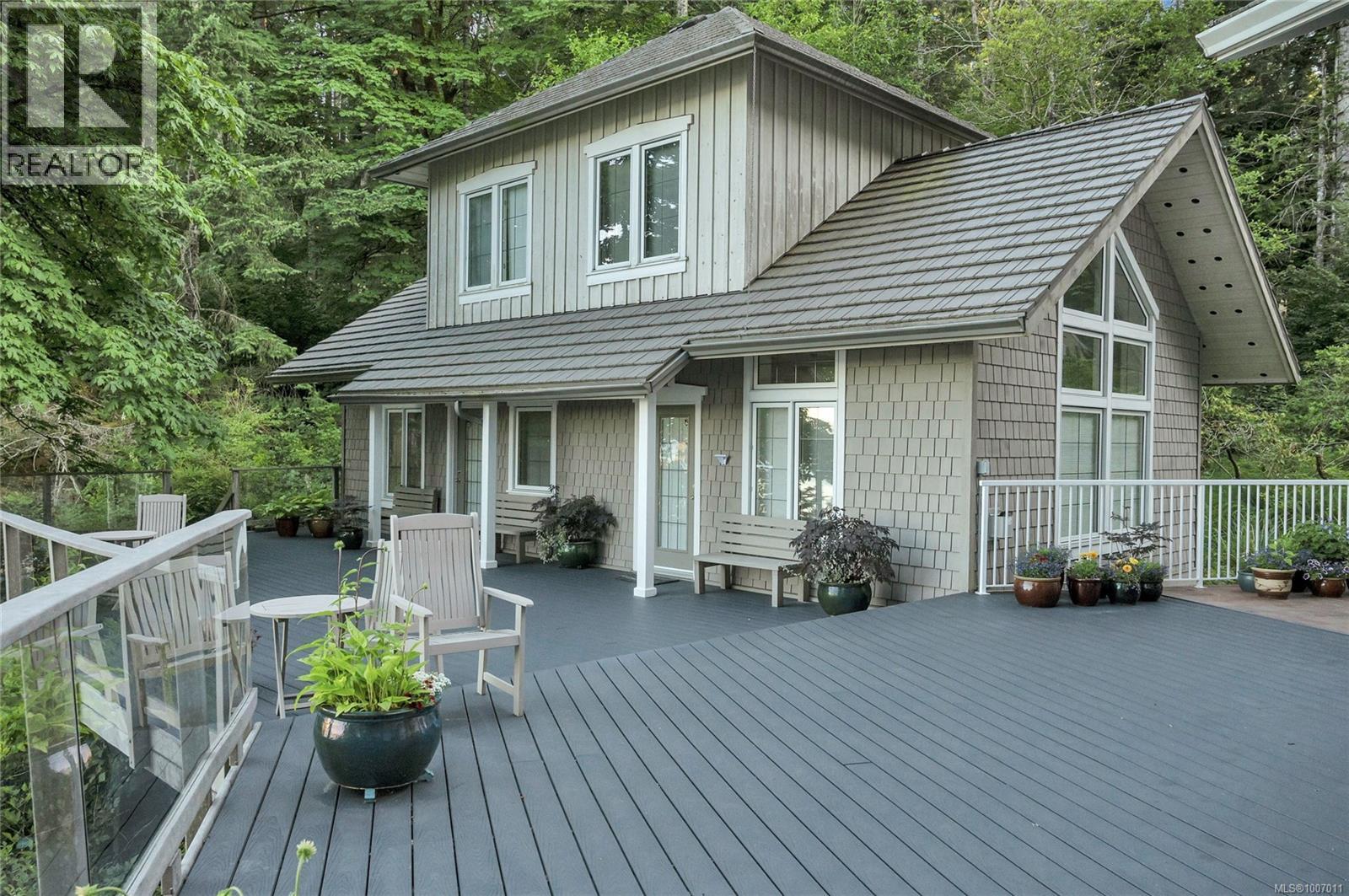1790 Hyacinthe Bay Rd, Quadra Island