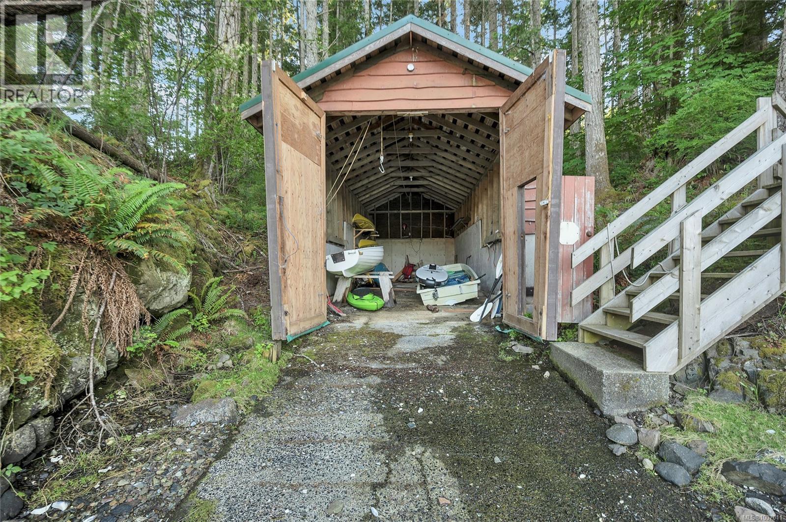 1790 Hyacinthe Bay Rd, Quadra Island