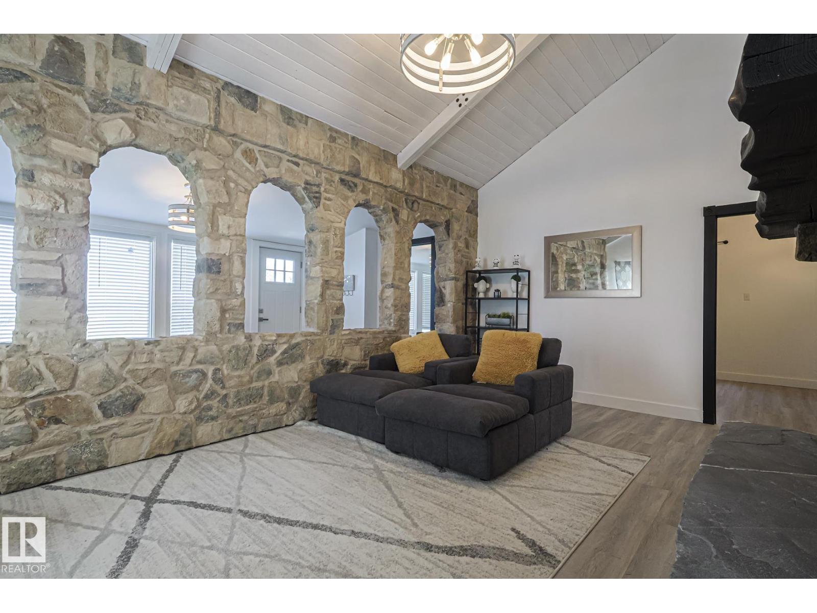 9 Gibbons AV, Rural Parkland County