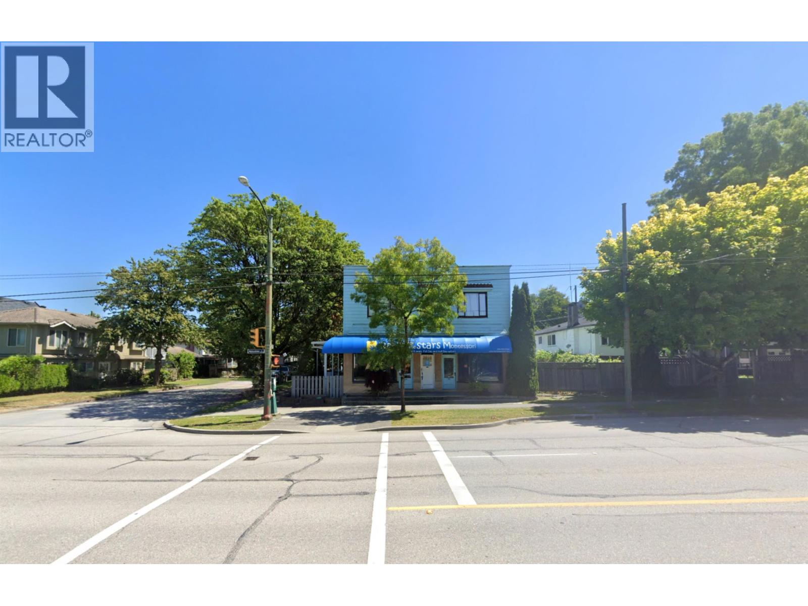 Photo 3 of 3606 Nanaimo Street, Vancouver BC
