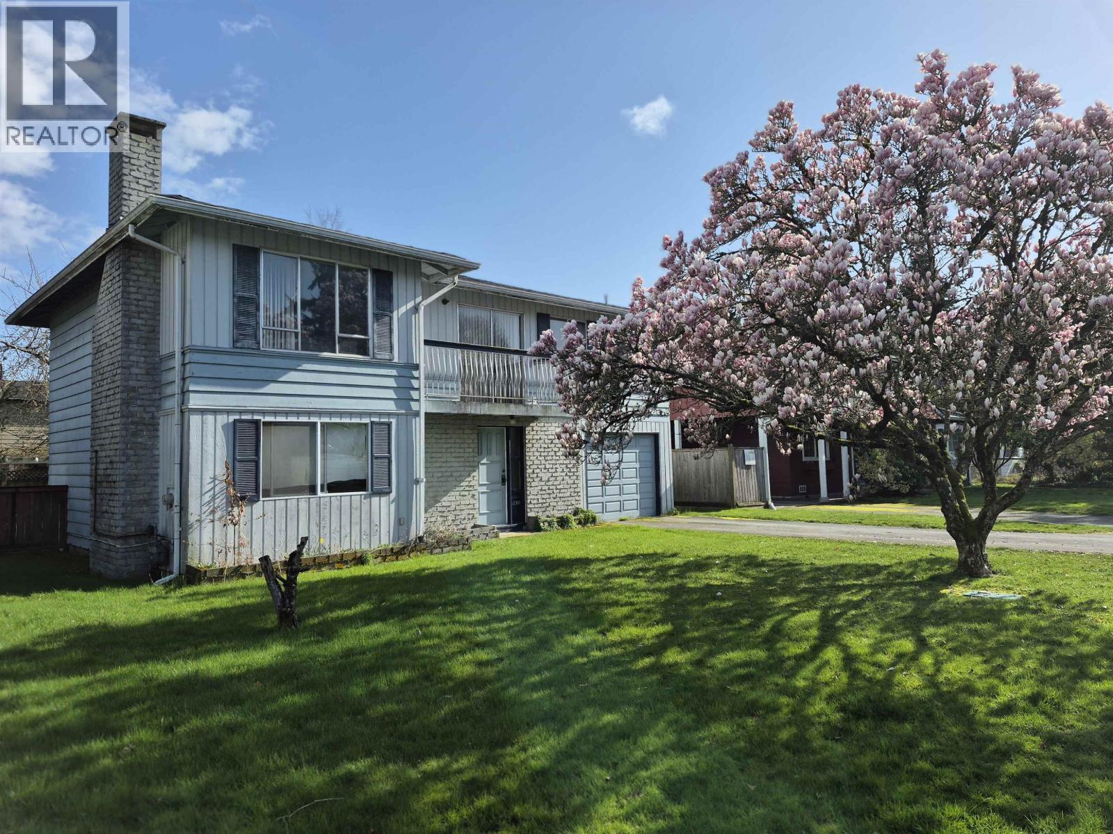 Photo 2 of 6200 Taseko Crescent, Richmond BC