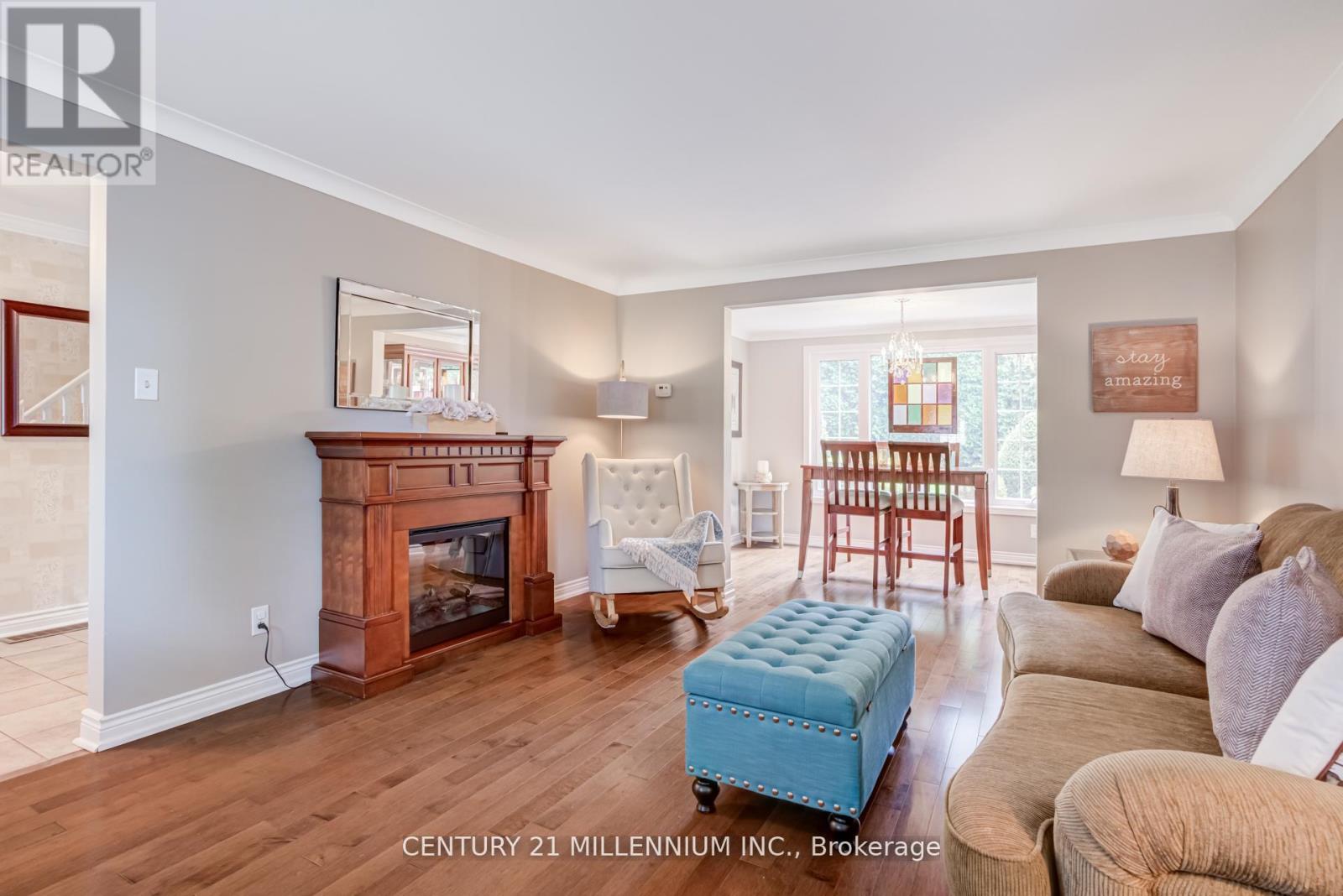Photo 10 of 20 Alderway Avenue, Brampton ON