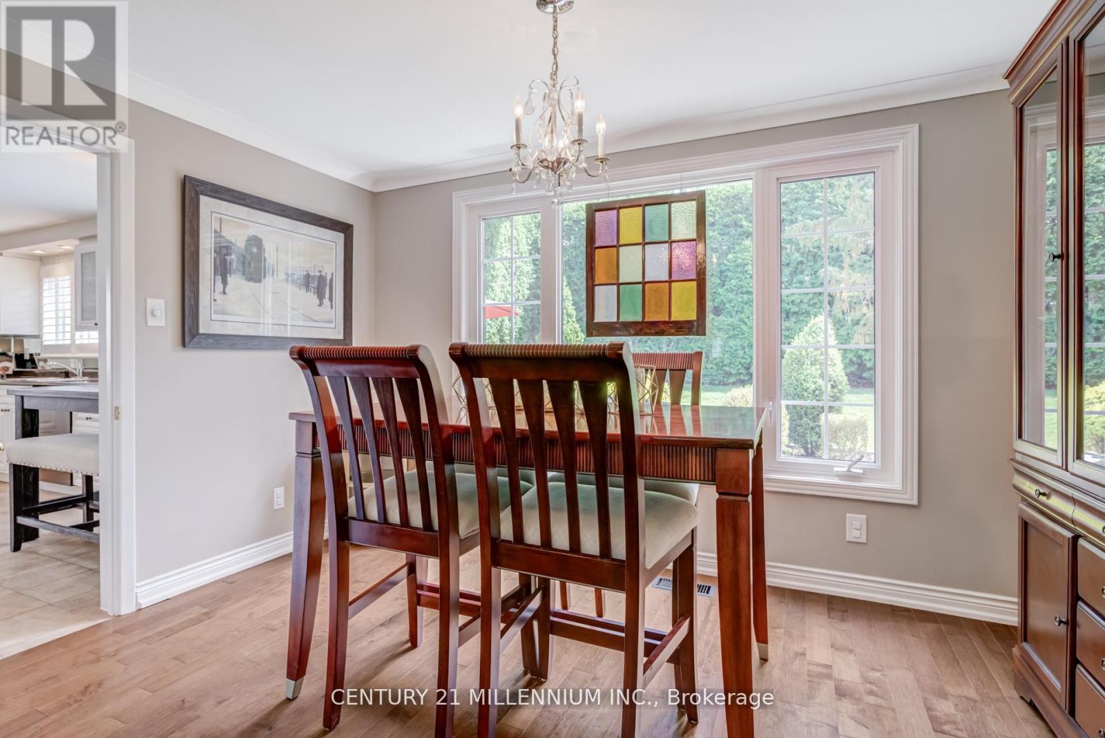 Photo 11 of 20 Alderway Avenue, Brampton ON