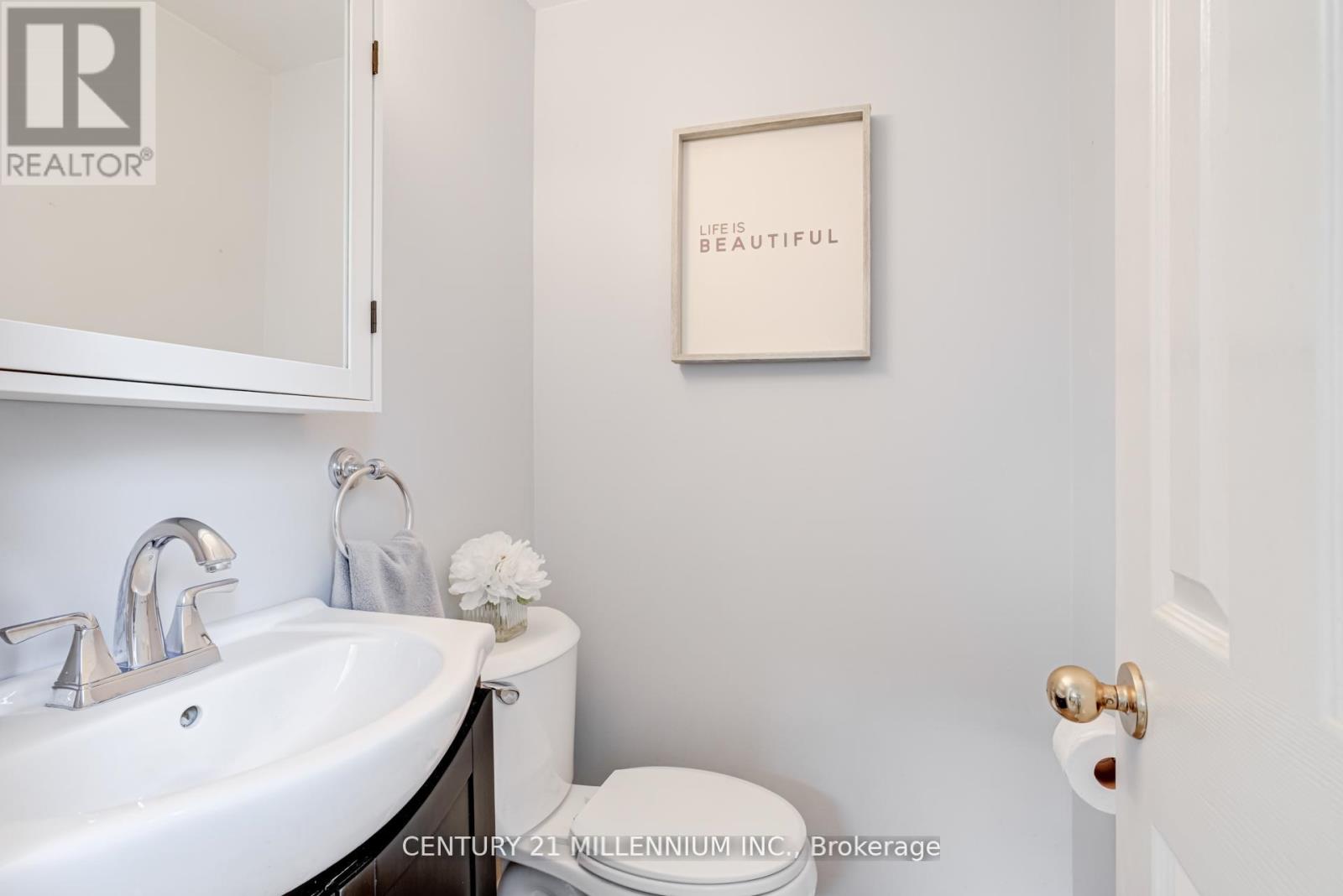 Photo 18 of 20 Alderway Avenue, Brampton ON