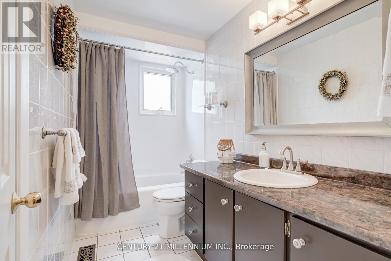 Photo 22 of 20 Alderway Avenue, Brampton ON