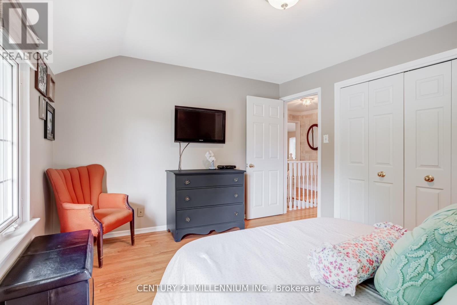 Photo 24 of 20 Alderway Avenue, Brampton ON