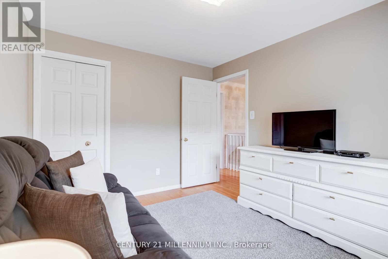 Photo 25 of 20 Alderway Avenue, Brampton ON
