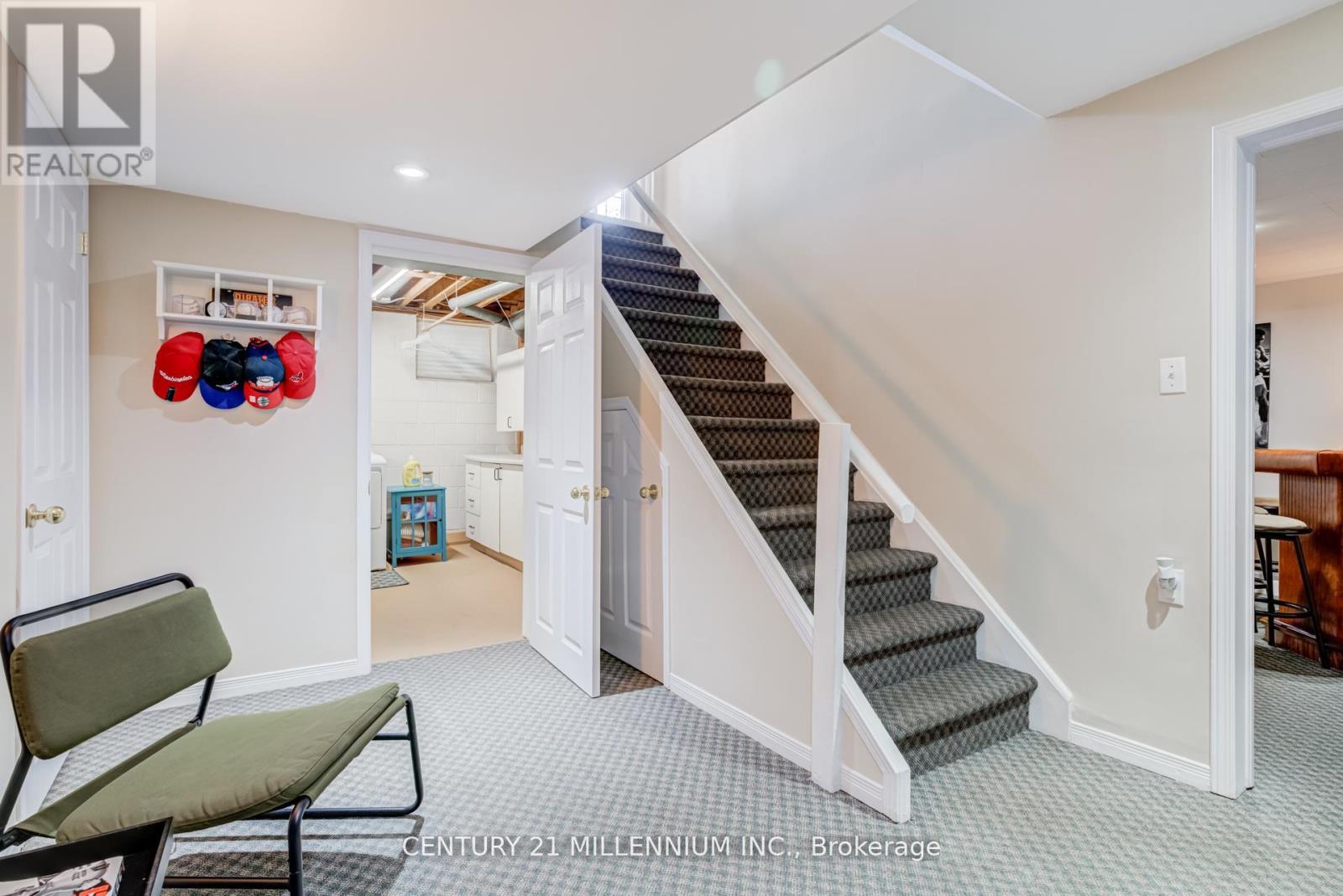 Photo 31 of 20 Alderway Avenue, Brampton ON