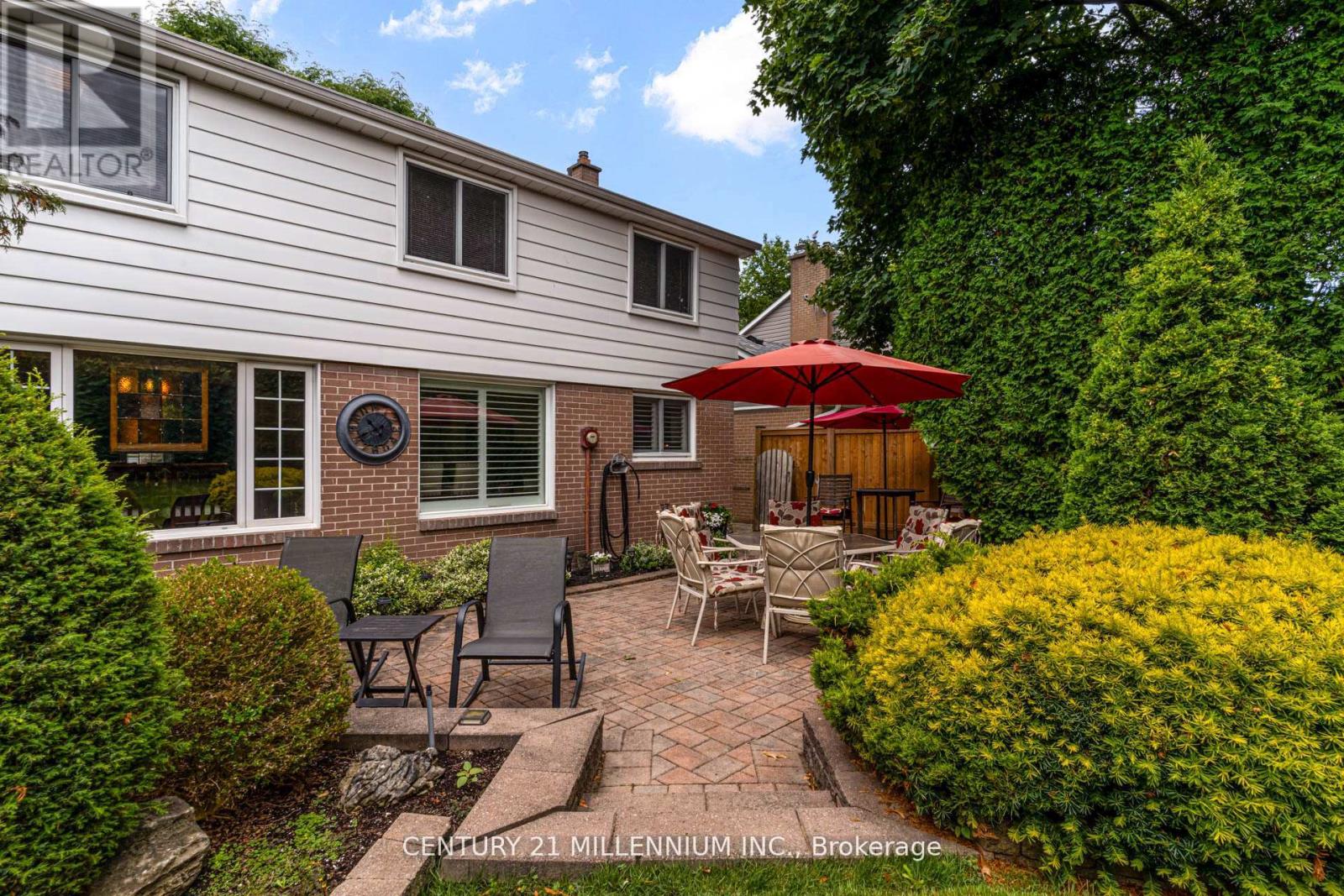 Photo 38 of 20 Alderway Avenue, Brampton ON