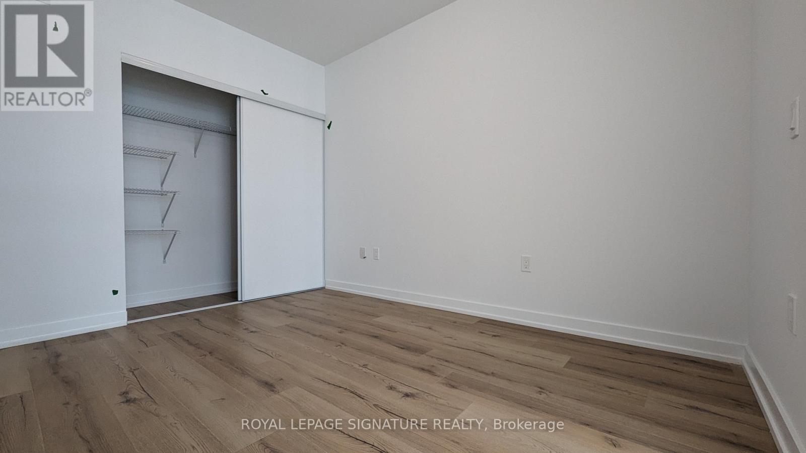 Photo 4 of 610 1195 The Queensway, Toronto ON