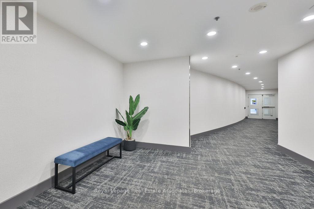 Photo 34 of 1514 2083 Lakeshore Boulevard W, Toronto ON