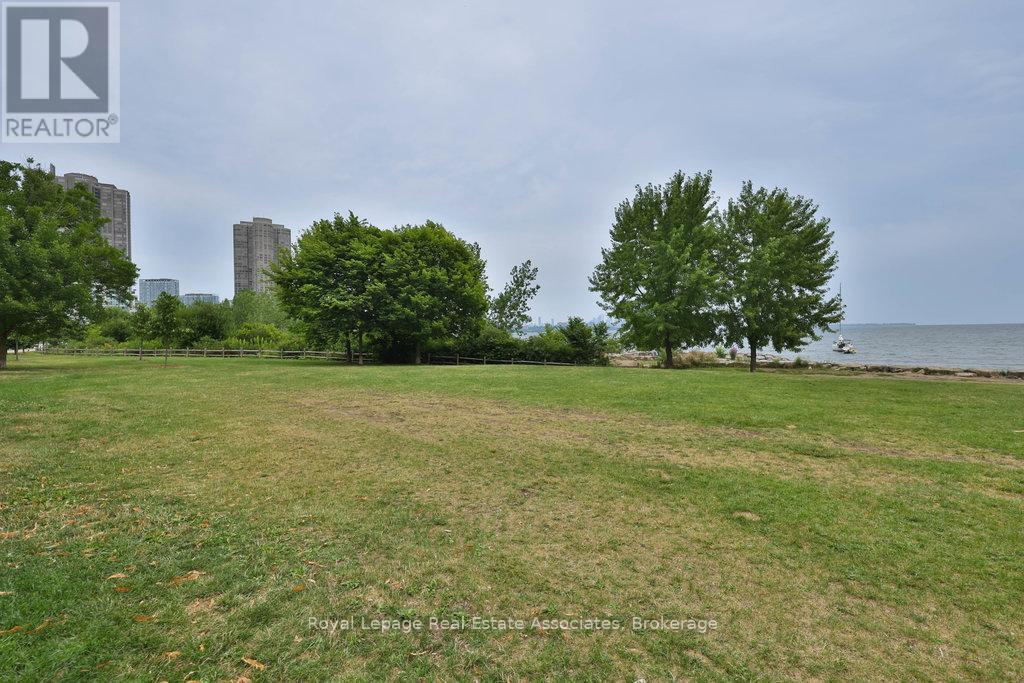 Photo 24 of 1514 2083 Lakeshore Boulevard W, Toronto ON