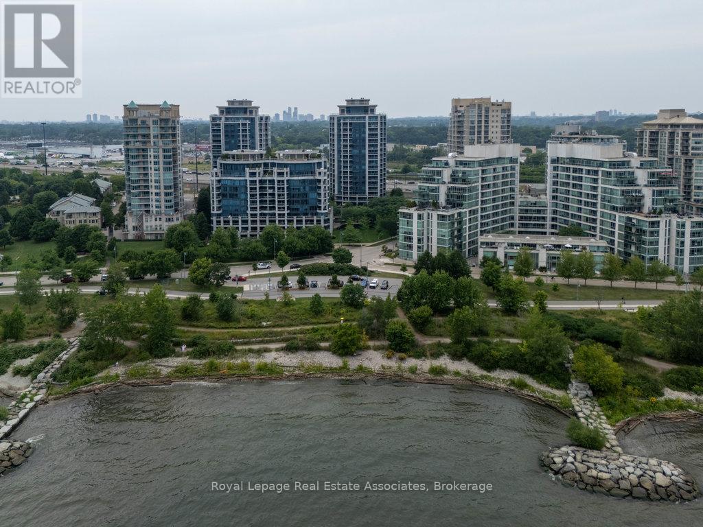Photo 9 of 1514 2083 Lakeshore Boulevard W, Toronto ON