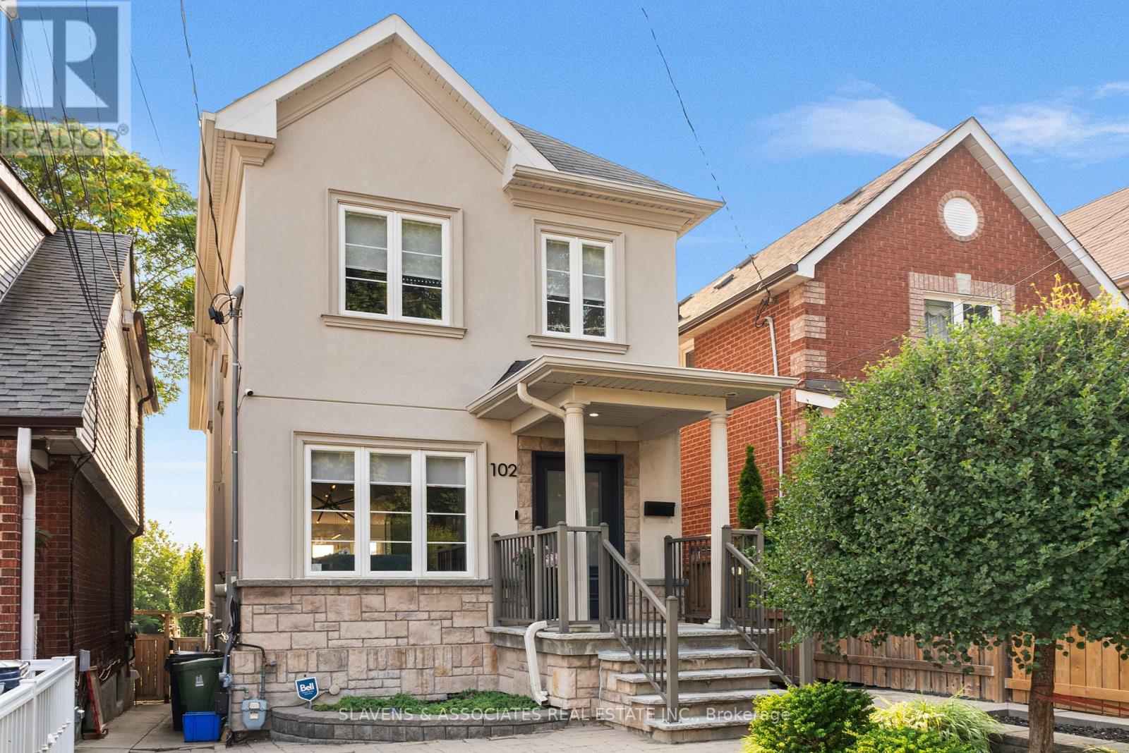Photo 2 of 102 Gilbert Avenue, Toronto ON