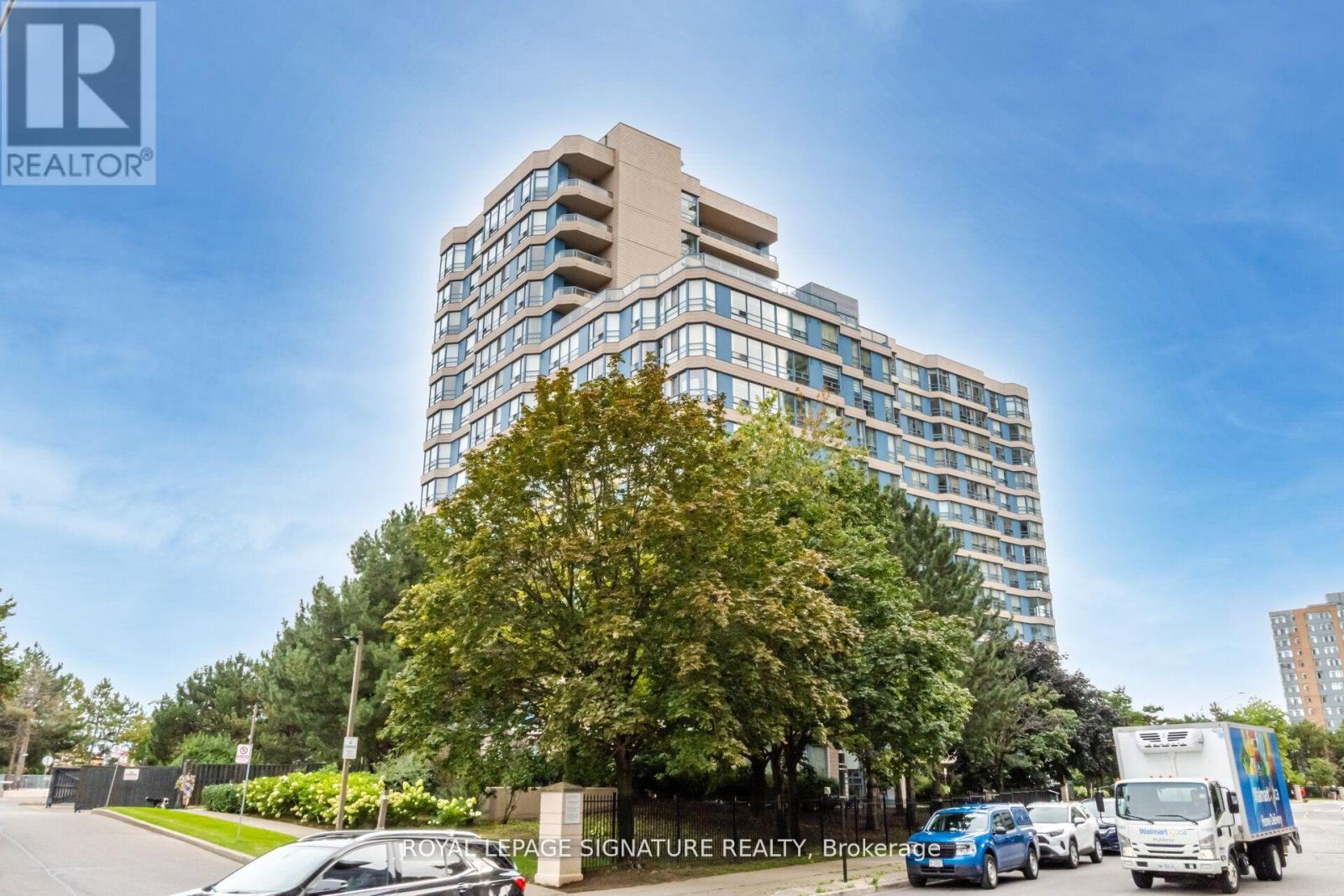 Photo 28 of 910 250 Webb Drive, Mississauga ON
