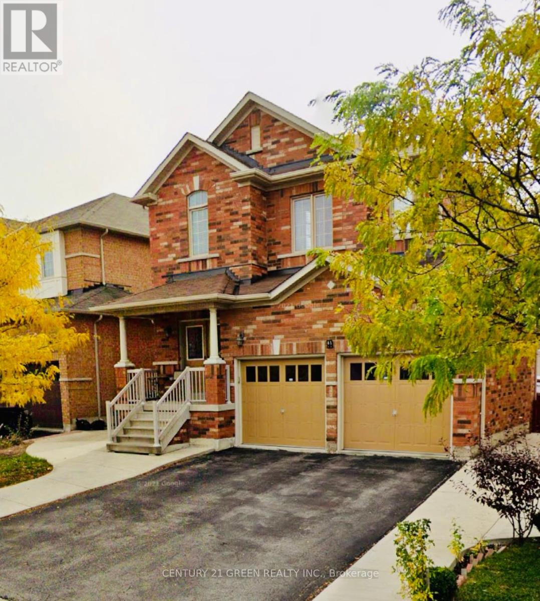 Photo 6 of 41 Attview Crescent, Brampton ON