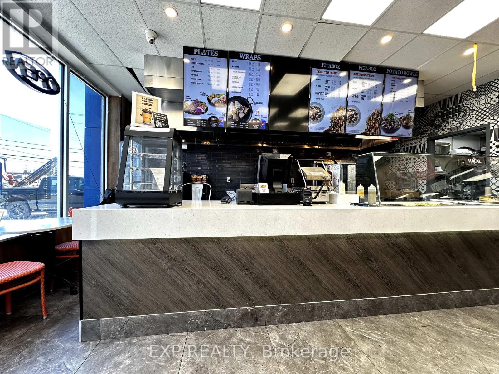 Photo 12 of 5455 Steeles Avenue W, Toronto ON