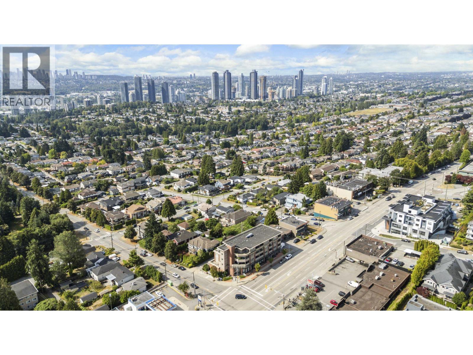 Photo 27 of 201 5688 Hastings Street, Burnaby BC