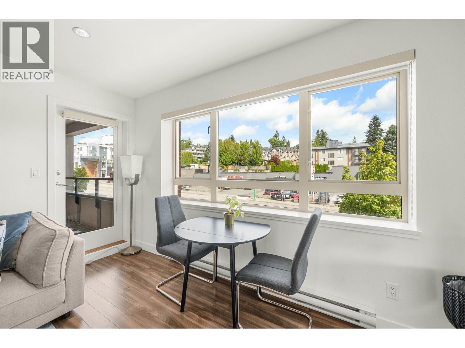 Photo 14 of 201 5688 Hastings Street, Burnaby BC