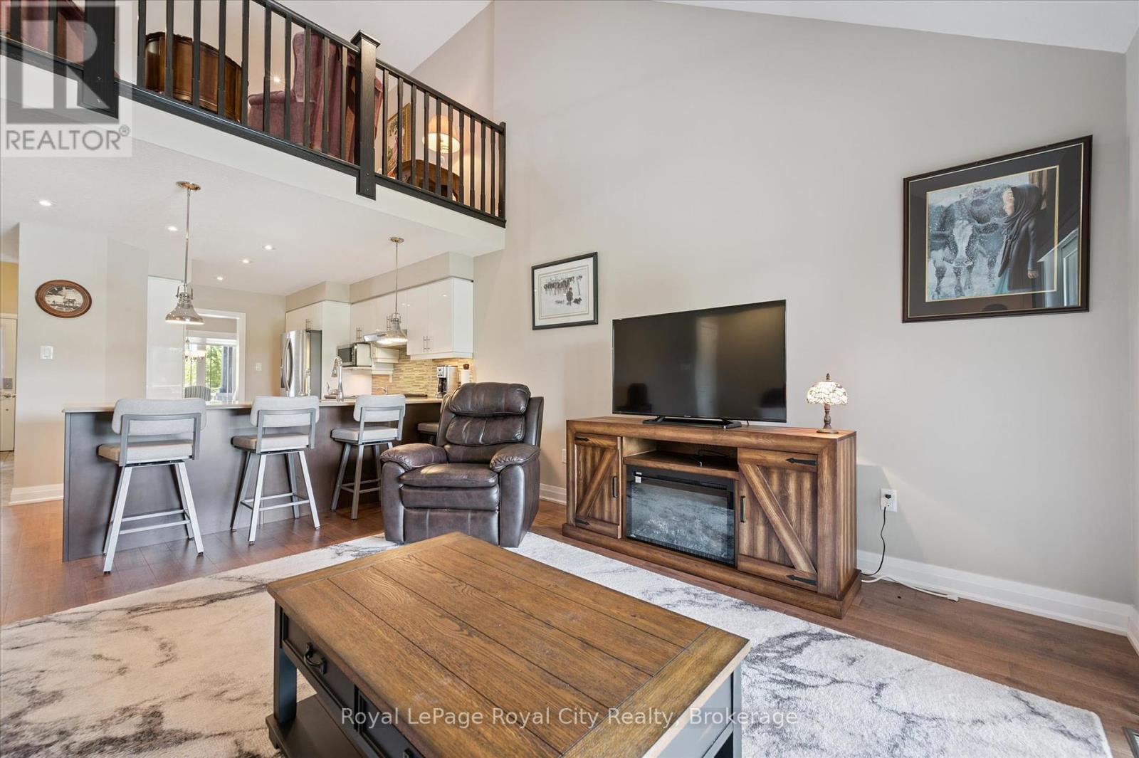 Photo 12 of 113 Aberdeen Street, Centre Wellington ON