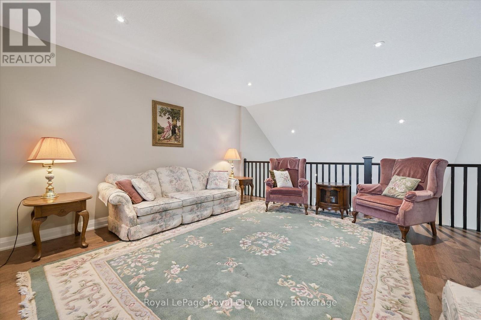 Photo 20 of 113 Aberdeen Street, Centre Wellington ON