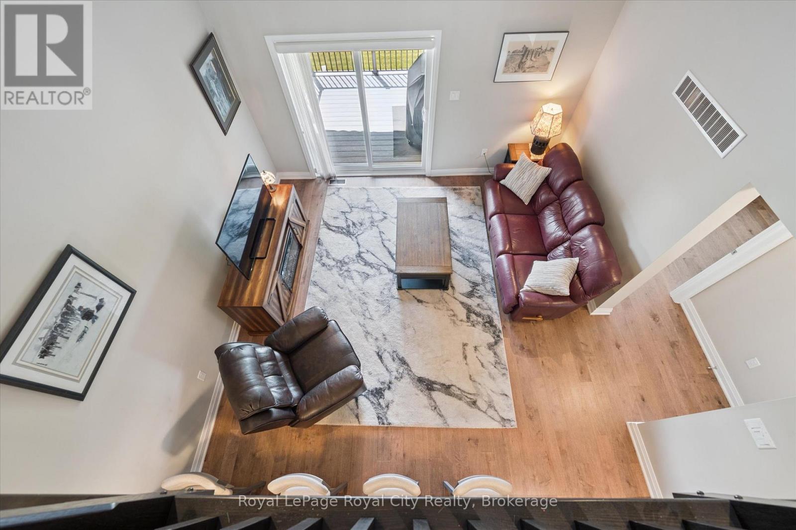 Photo 21 of 113 Aberdeen Street, Centre Wellington ON