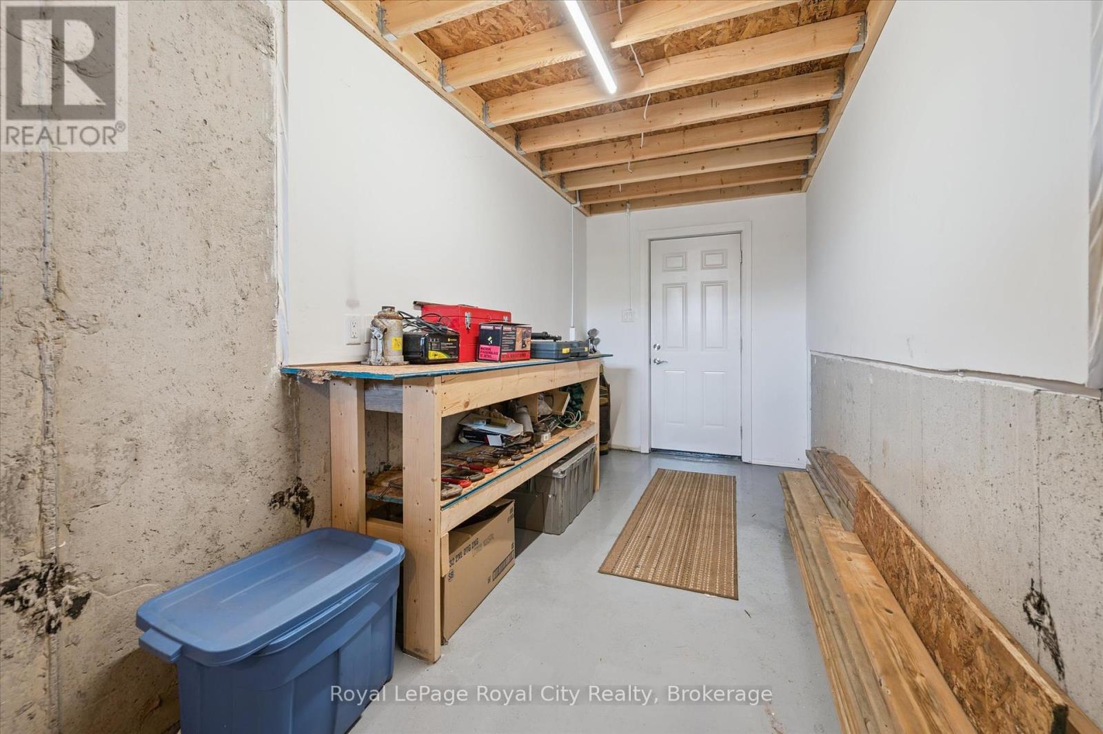Photo 33 of 113 Aberdeen Street, Centre Wellington ON