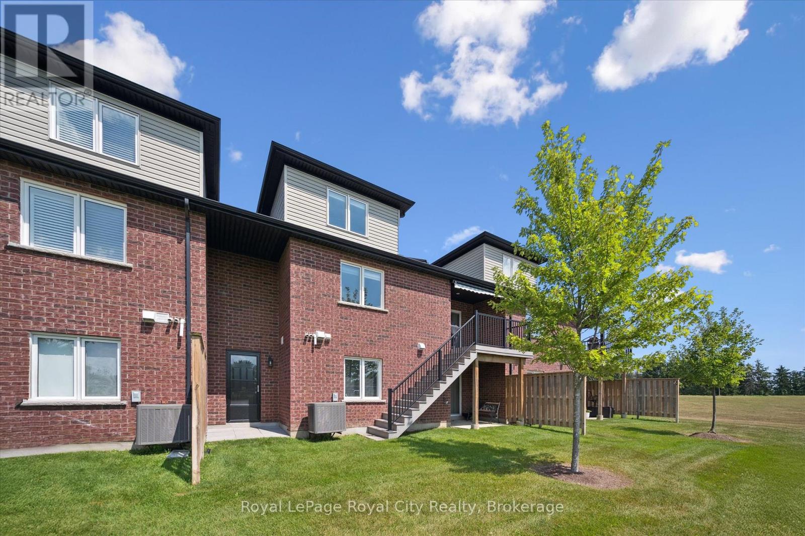 Photo 34 of 113 Aberdeen Street, Centre Wellington ON