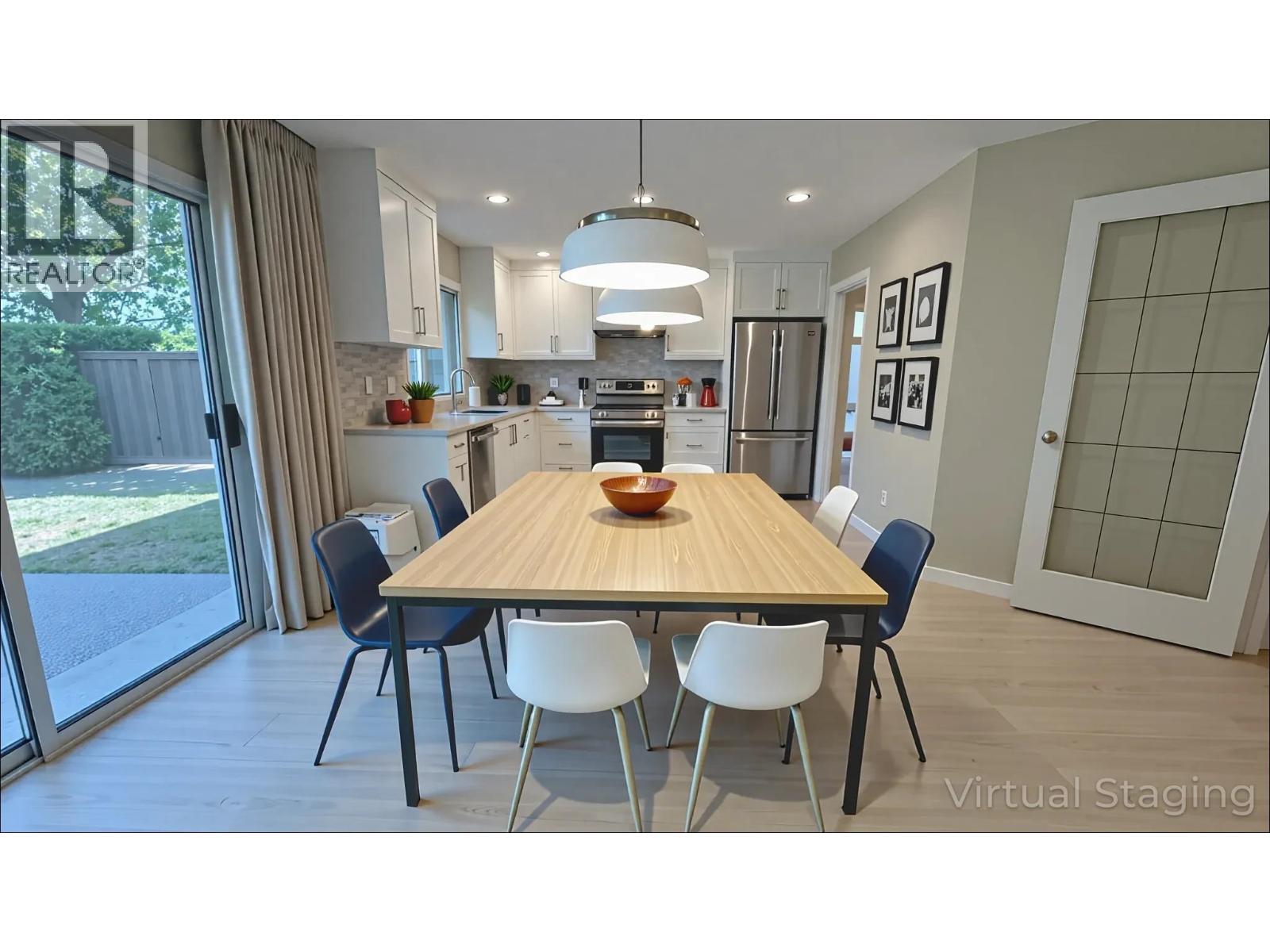 Photo 4 of 3 10000 Fisher Gate, Richmond BC