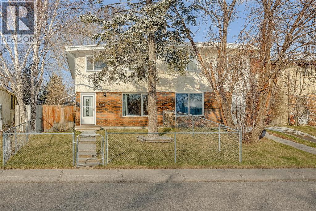 Single Family House for Sale in  Dover Crescent SE Dover Calgary 