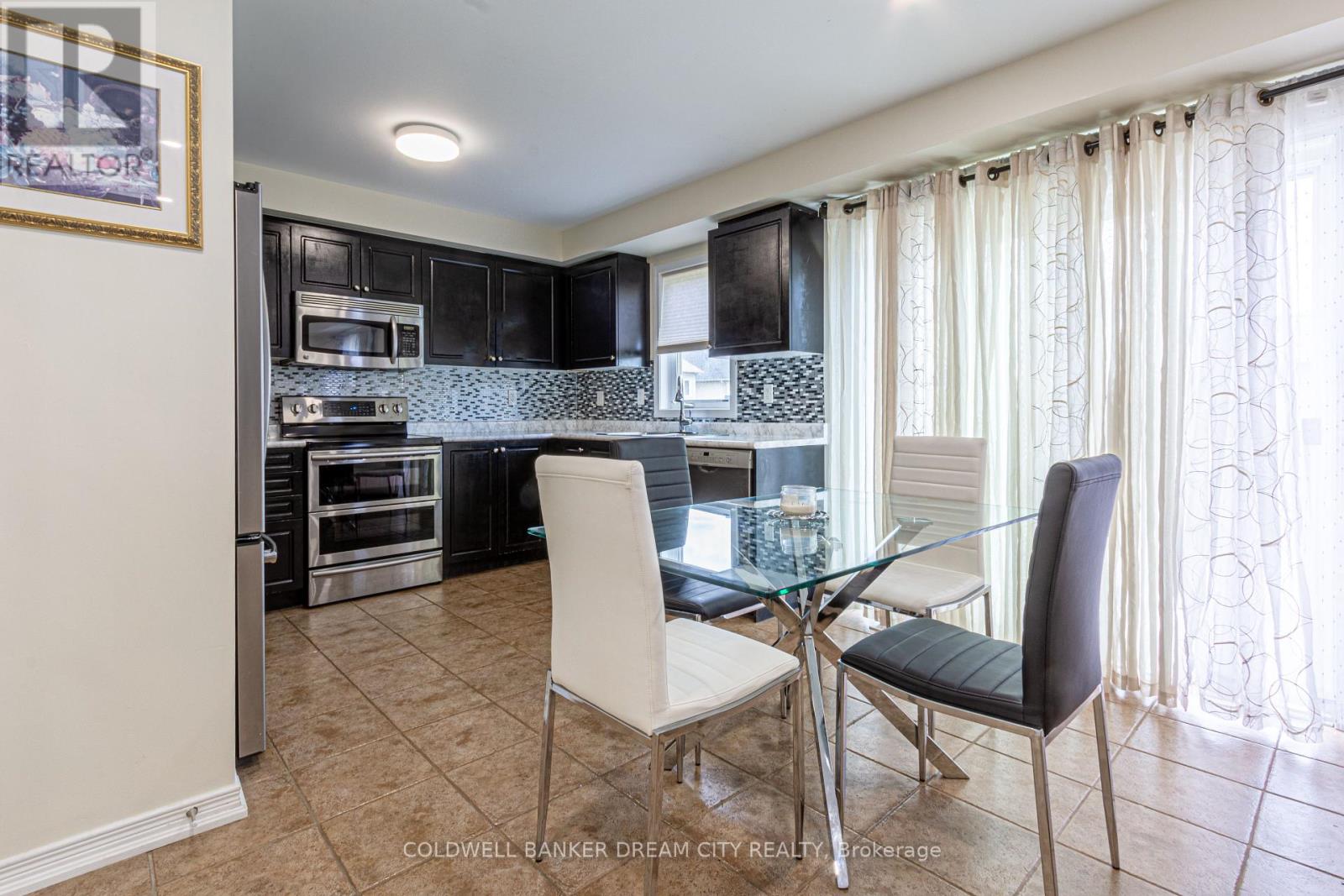 Photo 11 of 189 Powell Road, Brantford ON