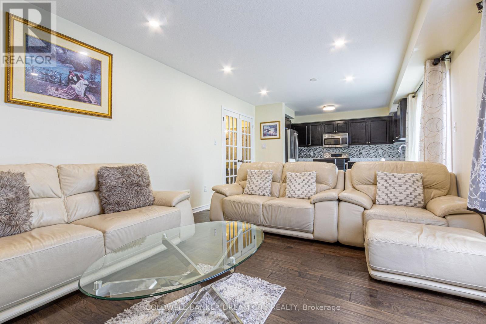 Photo 10 of 189 Powell Road, Brantford ON